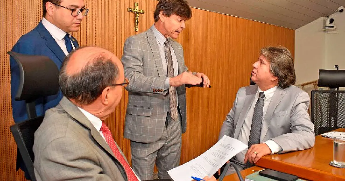 Multas de trânsito leves e médias deverão ser convertidas em advertência por escrito