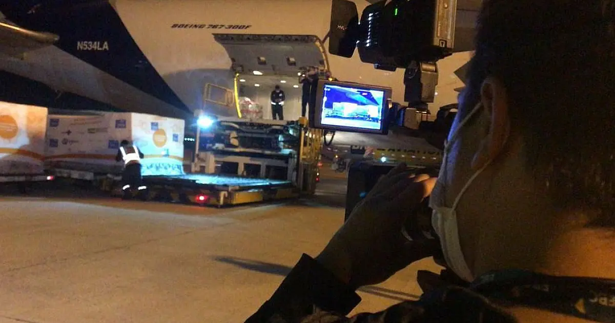 Remessa com vacinas contra covid-19 para crianças chegou durante madrugada em SP