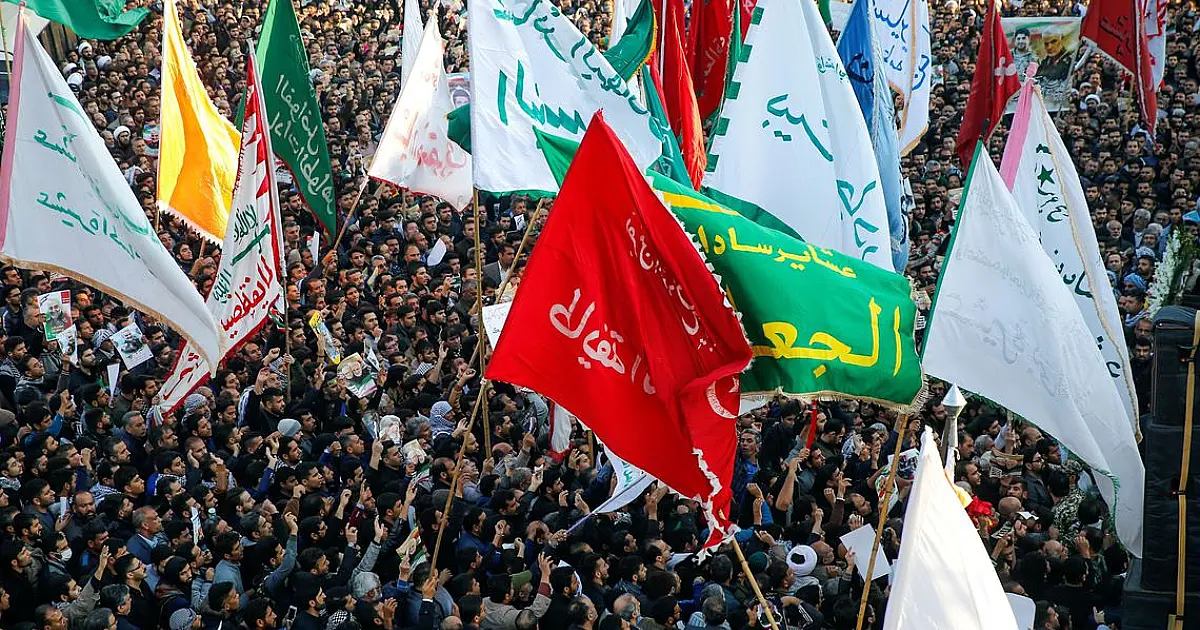 Ao menos 40 pessoas morrem pisoteadas em funeral de Soleimani, no Irã