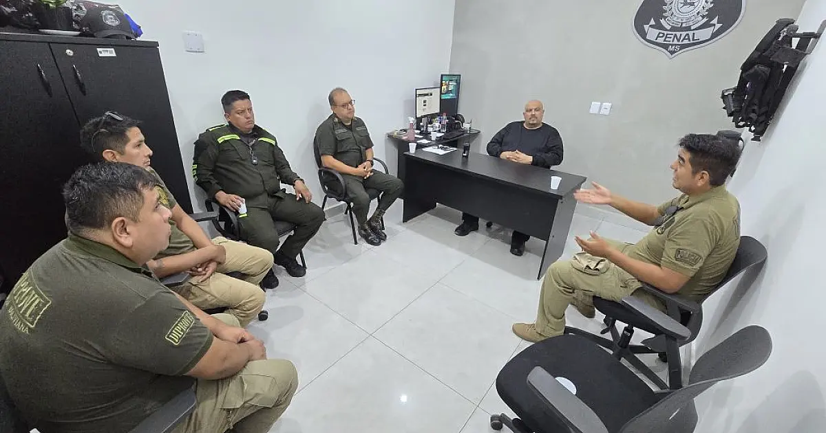 Presídio de Corumbá recebe comitiva boliviana para intercâmbio sobre segurança