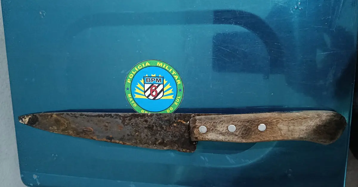 Autor de violência doméstica é preso com faca pela PM