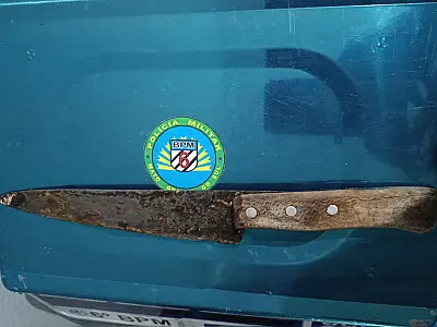 Autor de violência doméstica é preso com faca pela PM