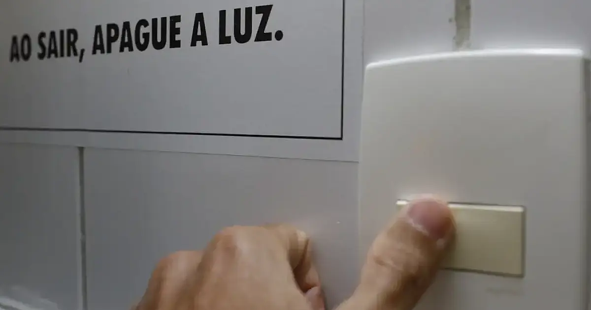 Nova tarifa social de energia elétrica passa a valer neste sábado