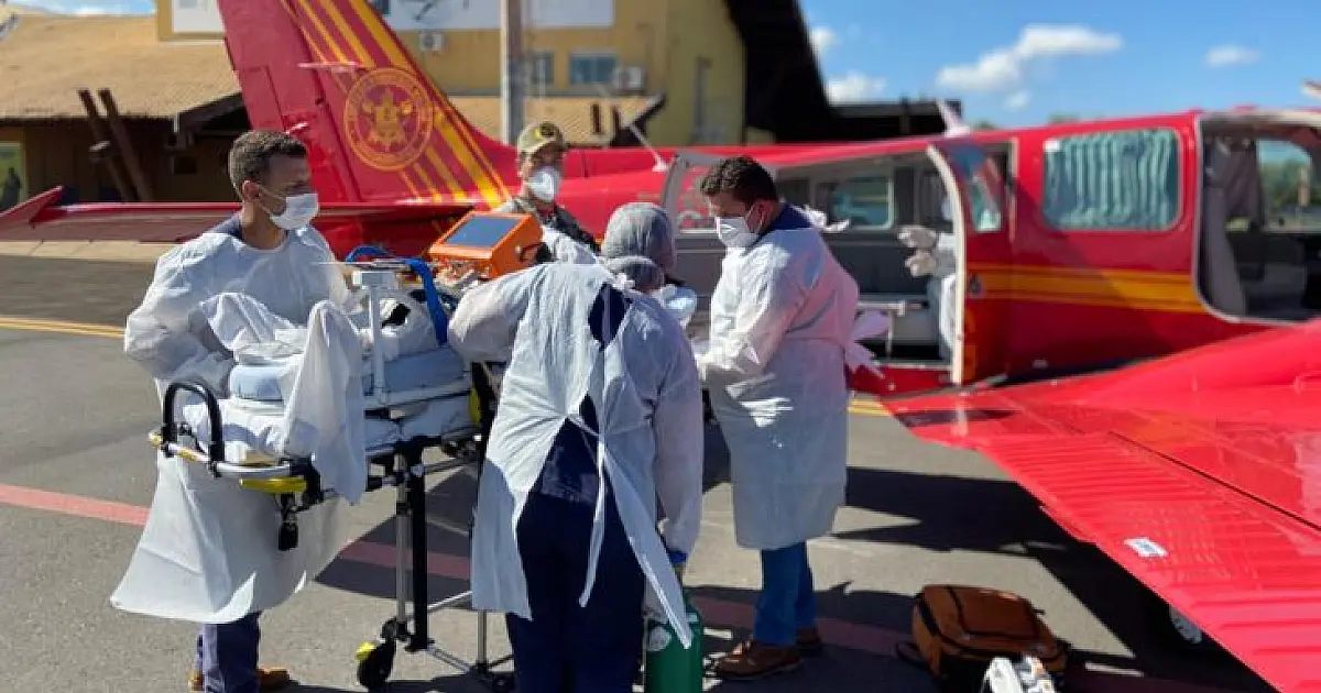 Em ajuda humanitária, oito pacientes de Dourados são transferidos para Rondônia