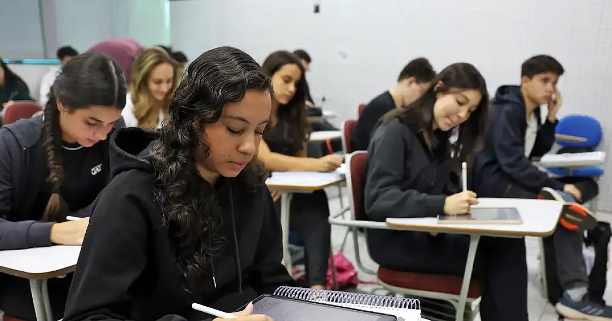 Fies 2025: divulgada lista de espera do segundo semestre