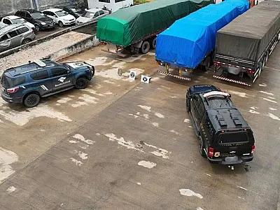 PF apreende 75 toneladas de insumo usado na produção de cocaína