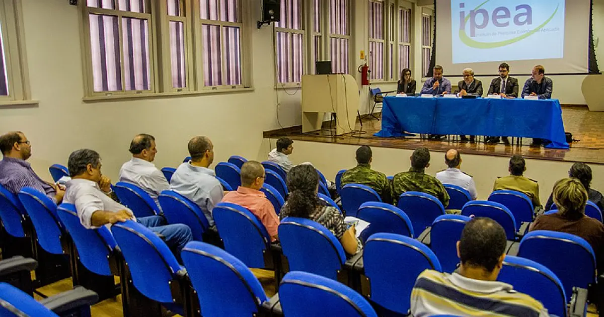 Encontro discute em Corumbá o cotidiano da fronteira Brasil-Bolívia