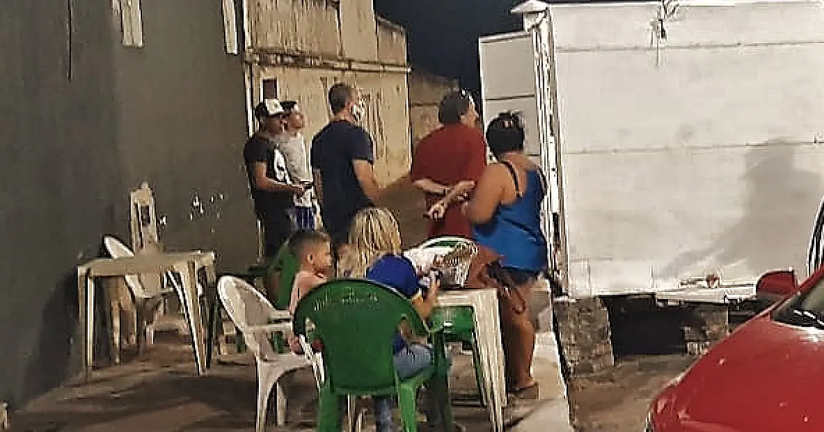Solidariedade: venda de lanches em tempo recorde faz idoso voltar mais cedo pra casa