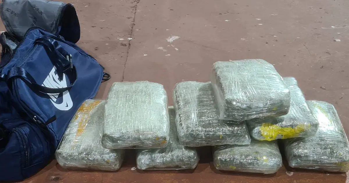 Mala com 4,2 kg de maconha é apreendida em ônibus na saída de Corumbá