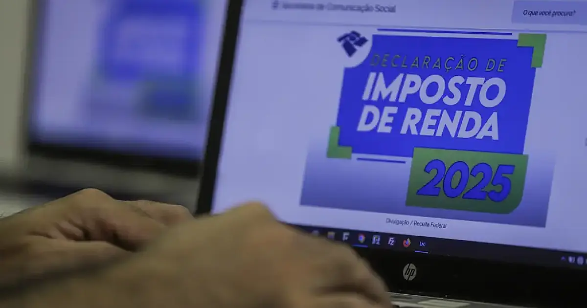 Receita paga lote residual de restituição do IRPF de dezembro de 2025