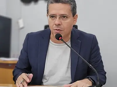 Alexandre solicita manutenção de estrada transpantaneira para atender produtor rural