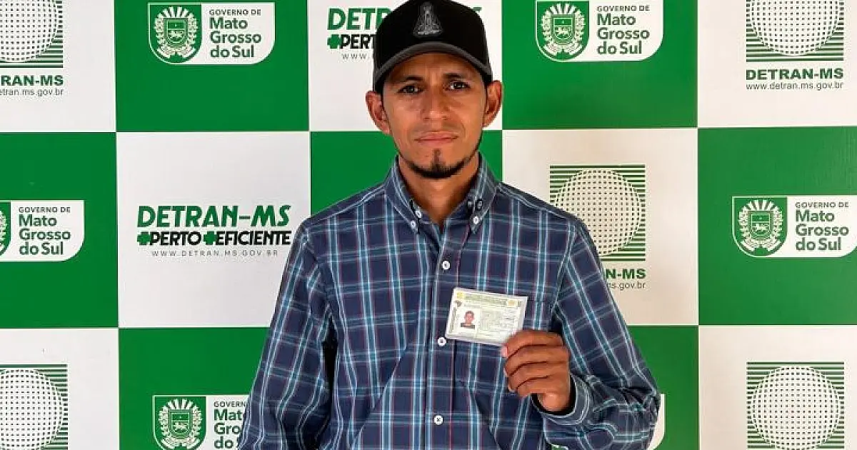 Detran habilita primeiro condutor de MS pela CNH do Brasil