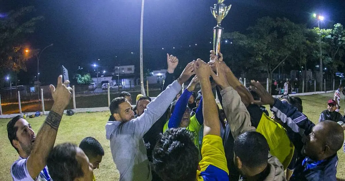 Time da AGETRAT vence a Super Copa Maio Amarelo