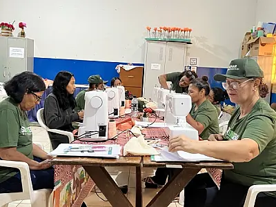 Curso de Corte e Costura dá oportunidade de renda para mulheres de Ladário