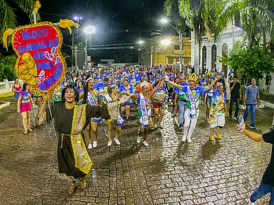 Tradição do Sandálias de Frei Mariano abre o Carnaval de Rua de Corumbá