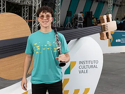 Clarinetista de Corumbá faz vaquinha após aprovação na OSB