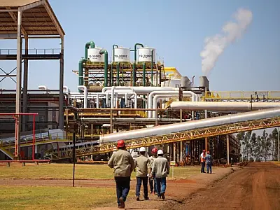 Boom industrial impulsiona capacitação e coloca MS entre os líderes em emprego