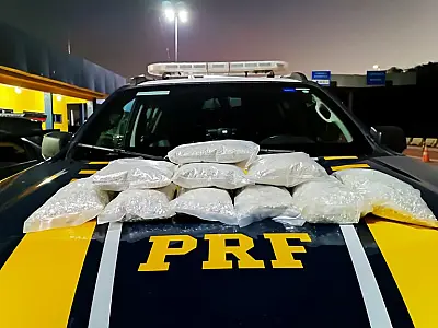 PRF apreende 49,2 kg de prata escondida em carro na BR-262, em Corumbá