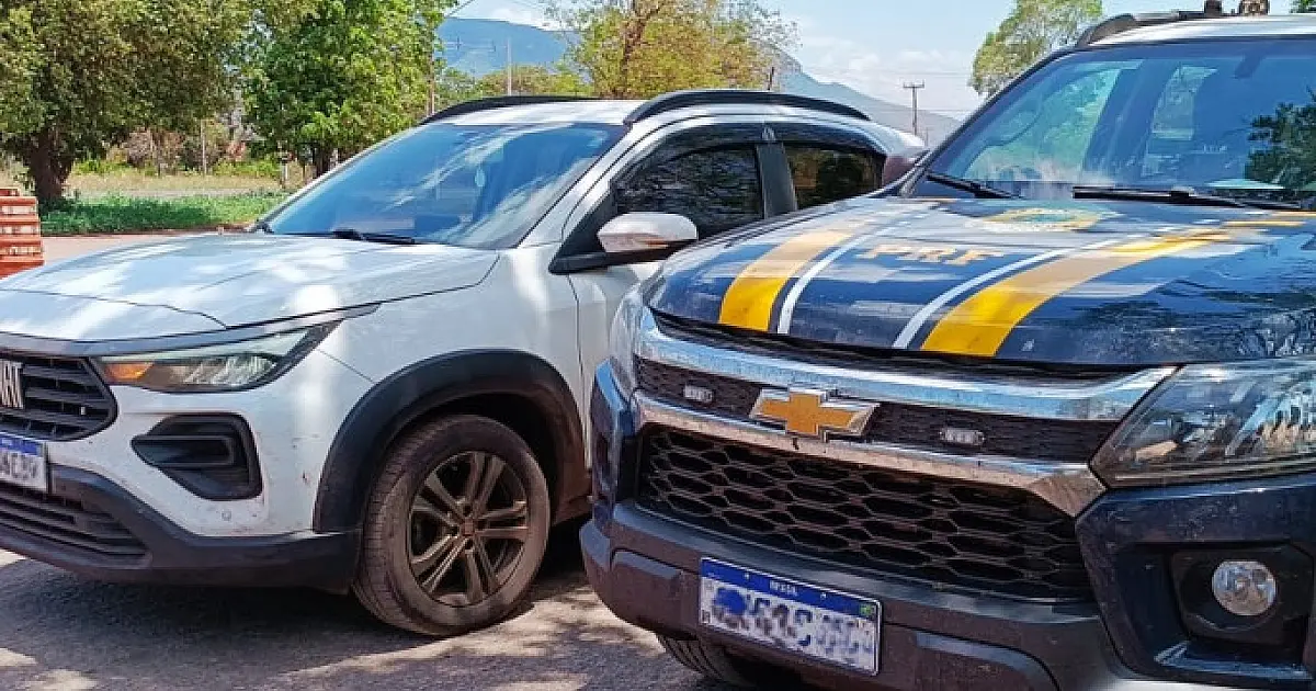 Carro furtado em São Paulo é recuperado na BR 262