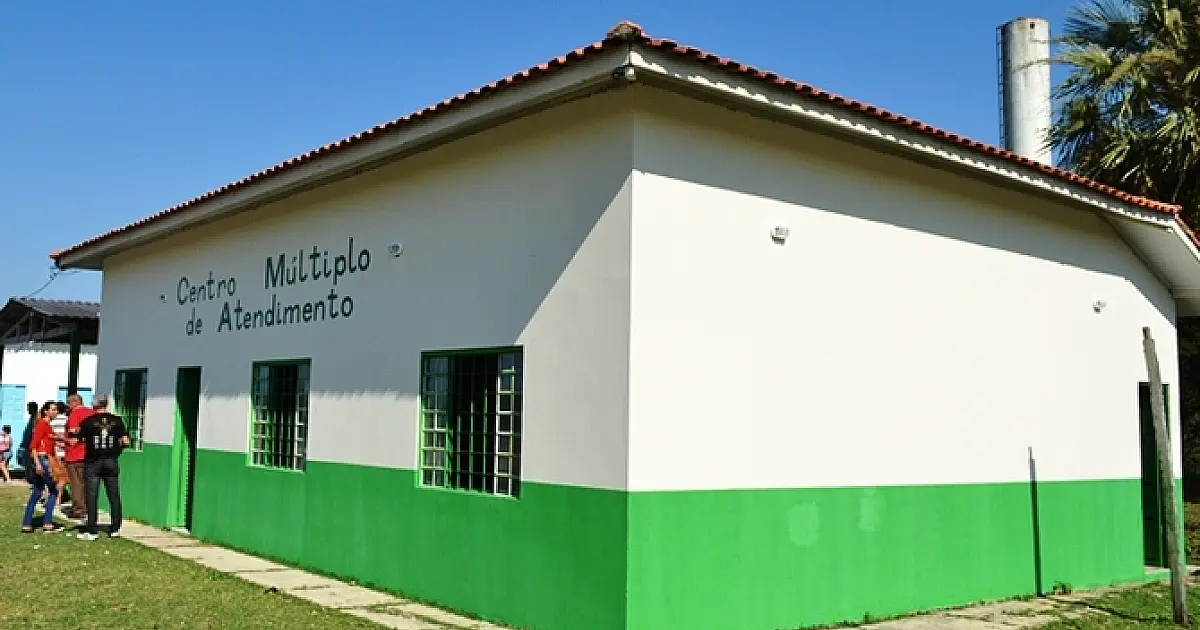 Moradores do PA 72 recebem Centro Múltiplo de Atendimento reformado