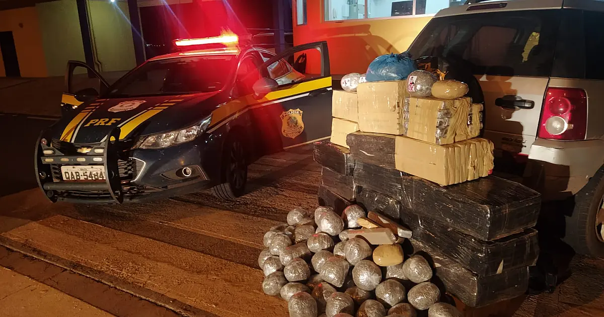 PRF apreende 410 Kg de maconha e skunk em Caarapó