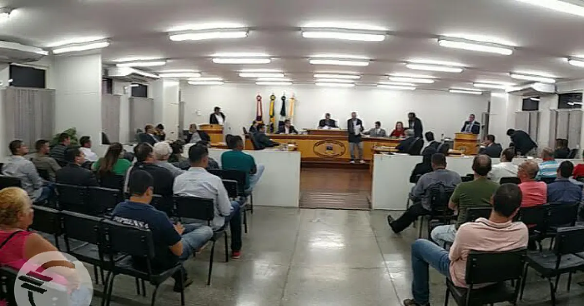 Câmara questiona contrato para transmissão do carnaval de Corumbá