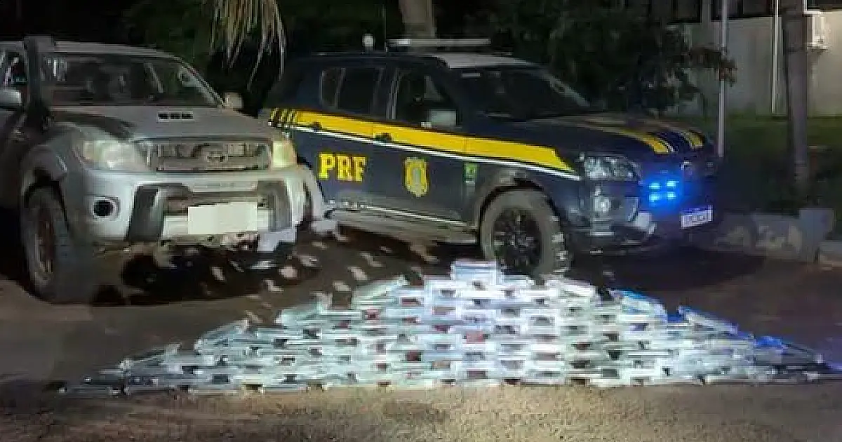 PRF apreende 101 quilos de cocaína escondidos em caminhonete na BR-419