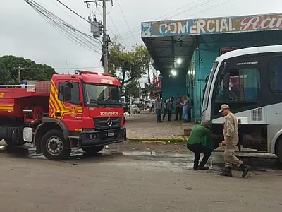 Ação rápida de motorista evita incêndio em ônibus no bairro Dom Bosco