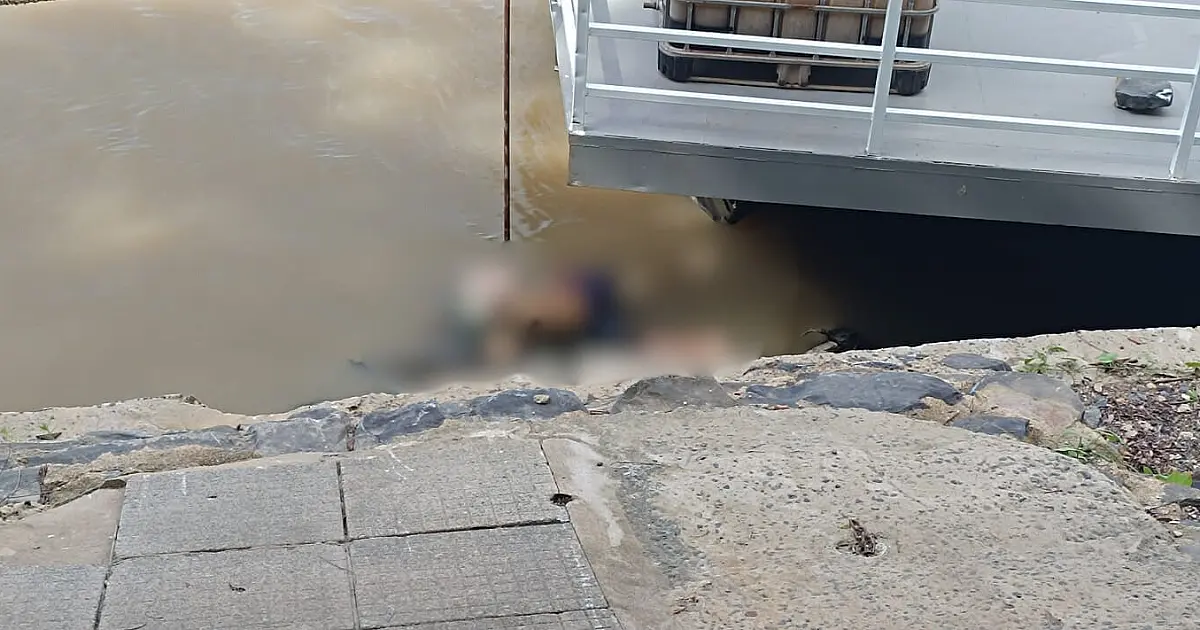 Corpo é localizado no rio após emergir sob embarcação no Porto Limoeiro