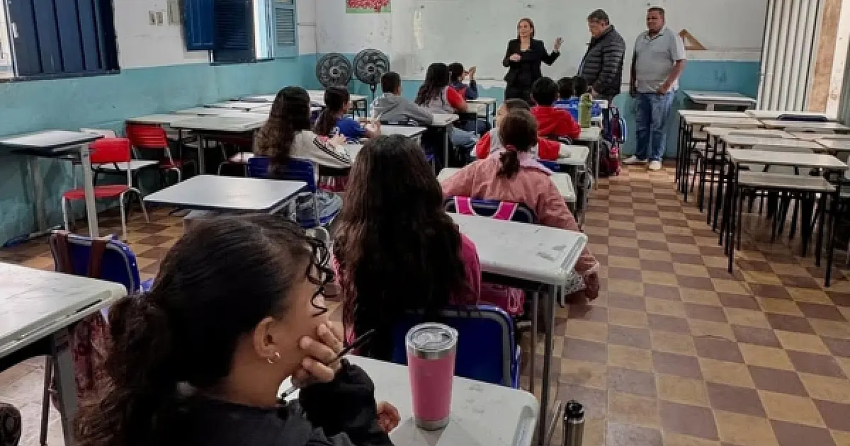 Alunos de escolas municipais participam das provas do SAEB em Ladário