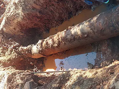 Reparo de adutora é concluído e abastecimento retorna gradativamente ao longo do dia