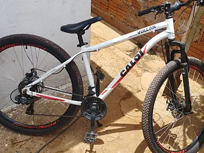 Dois são presos por furto e receptação de bicicleta em Ladário