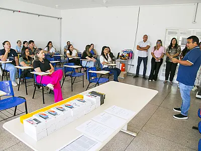 Unidades de Saúde recebem celulares para restabelecer contato com a população