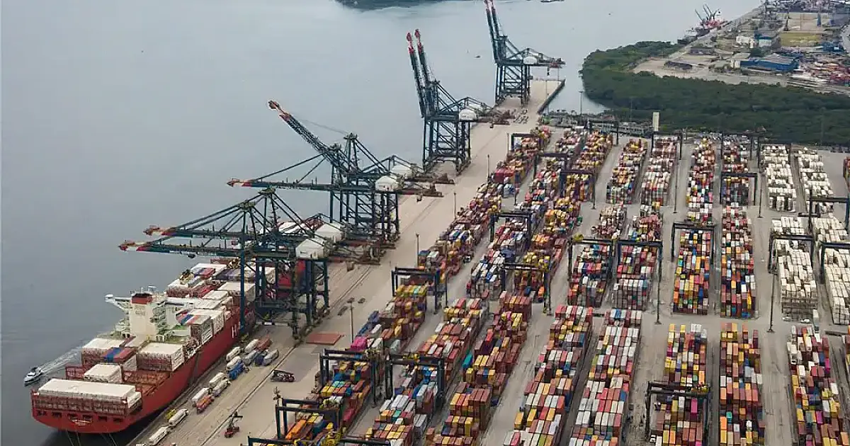 Imprensa internacional repercute tarifaço de Trump contra o Brasil