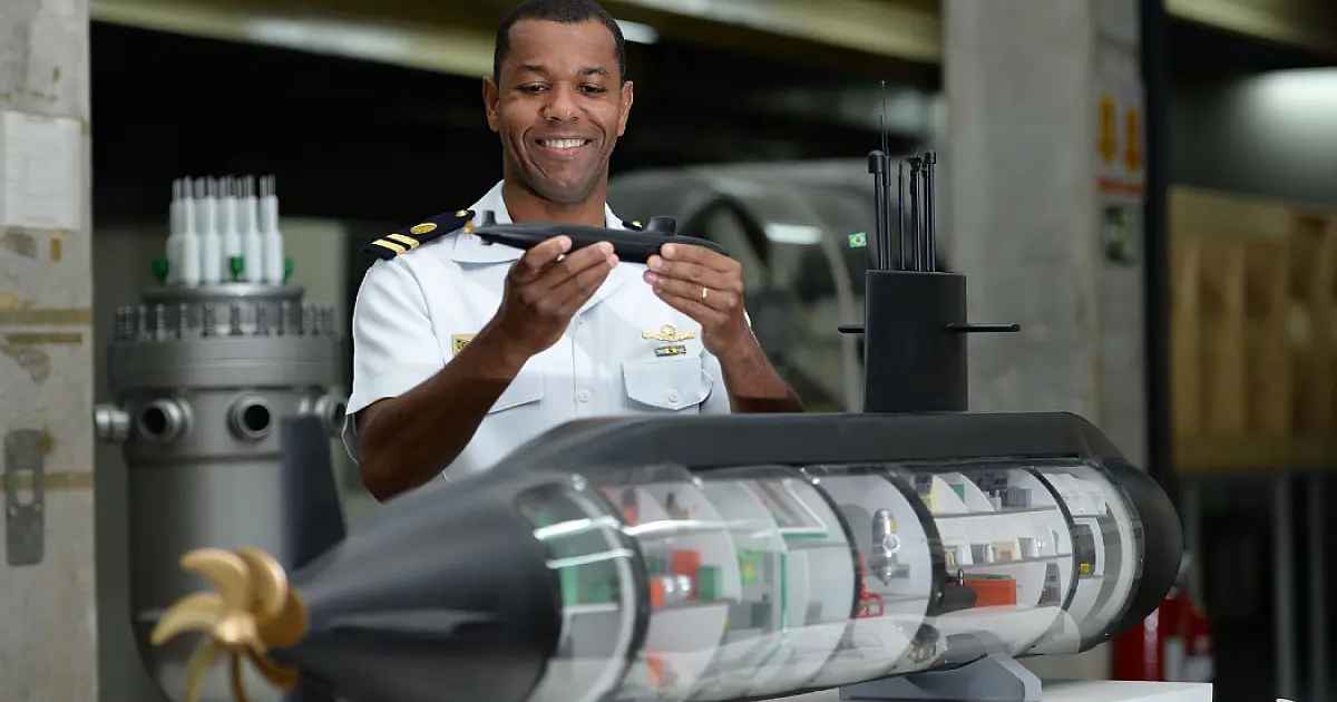 Marinha do Brasil lança seis editais com 132 vagas para Oficiais