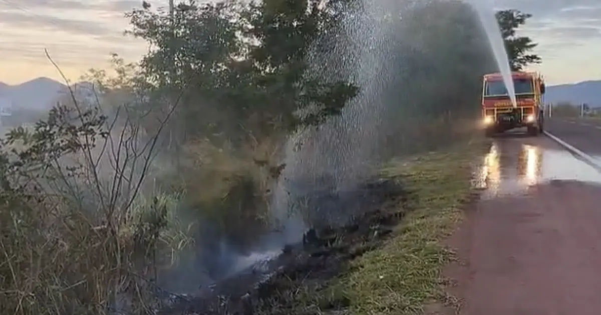 Quatro incêndios em 24 horas alertam para riscos do período de estiagem em Corumbá
