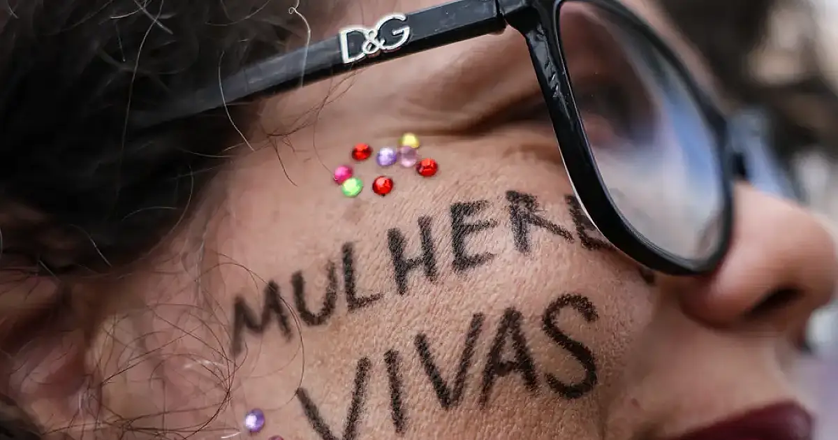 Três Poderes lançam pacto para enfrentamento ao feminicídio no Brasil