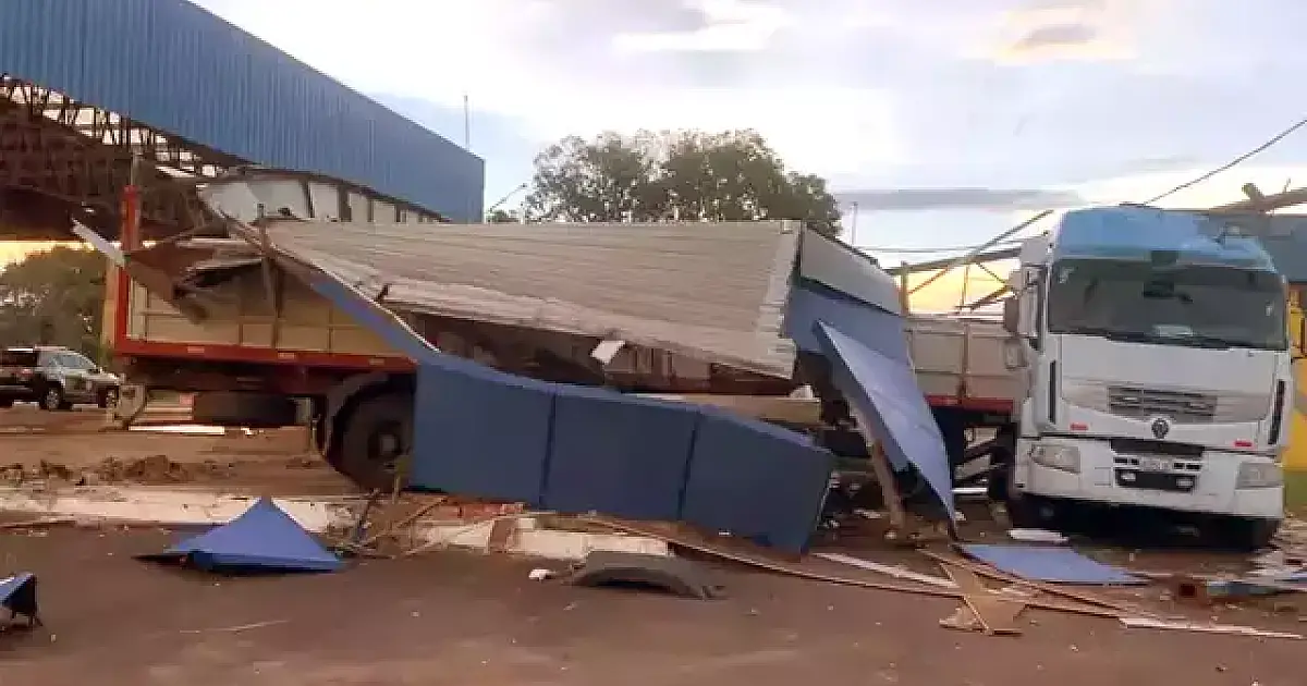 Caminhoneiro boliviano invade posto da PRF na BR 262