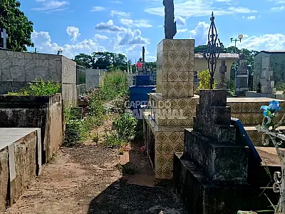 Falta de segurança e espaço motivam requerimento para ampliar cemitério