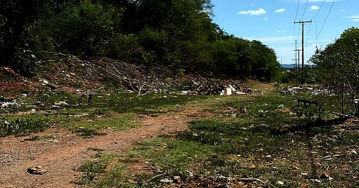 Moradores do Vitória Régia pedem vias melhores e soluções de mobilidade