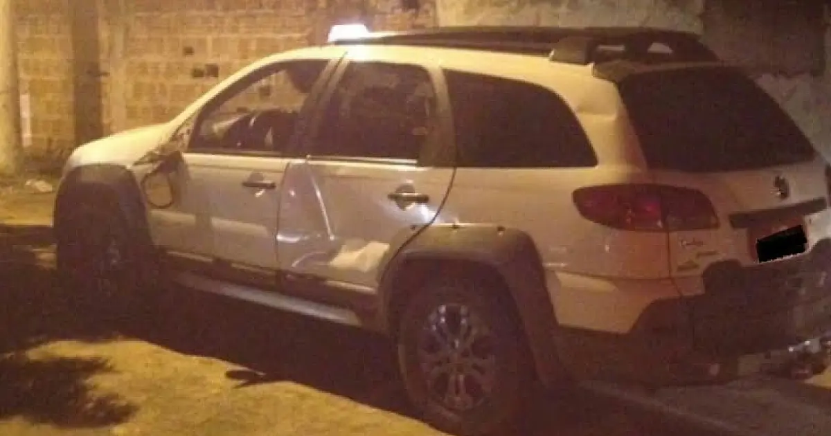 Motociclista sai ileso em acidente com carro