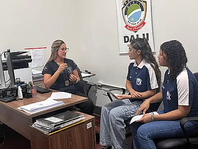 Jovens produzem documentário sobre abuso infantil no Maio Laranja