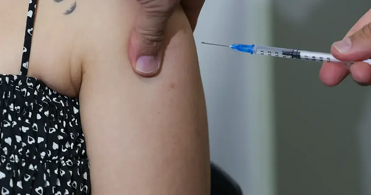 Anvisa indica vacina contra o HPV para prevenir mais tipos de câncer
