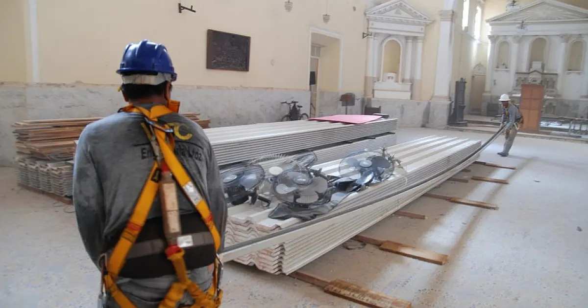 Prefeitura retoma restauração da Catedral de Nossa Senhora da Candelária