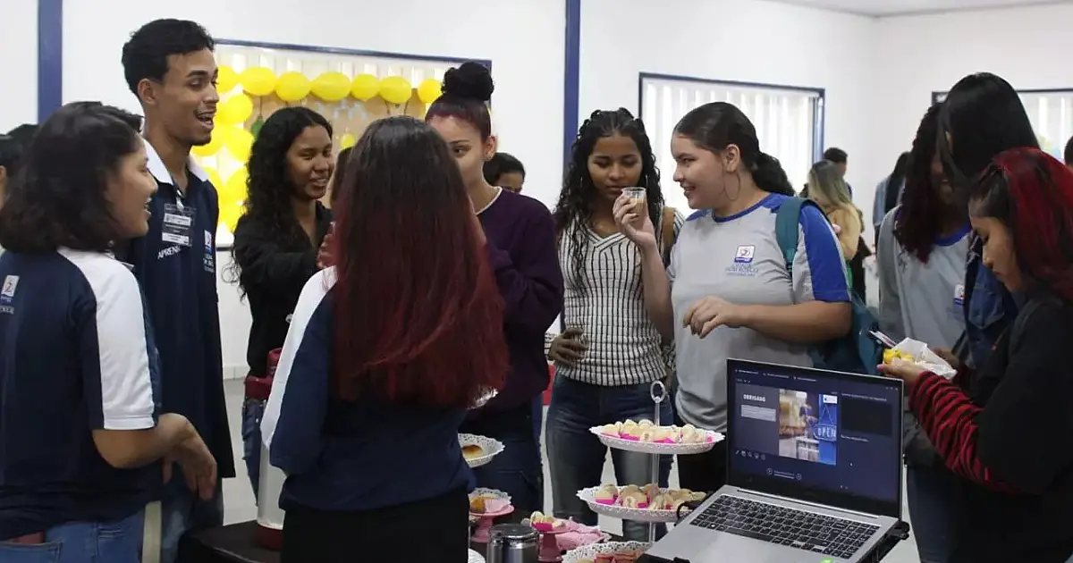 Feira do Empreendedorismo valoriza criatividade e protagonismo juvenil