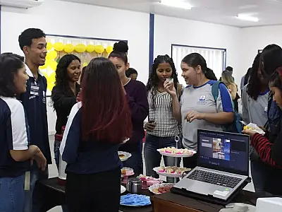 Feira do Empreendedorismo valoriza criatividade e protagonismo juvenil