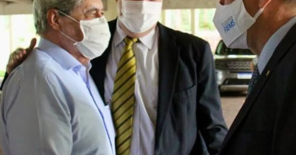 Tucanos buscam apoio no MDB e PSD