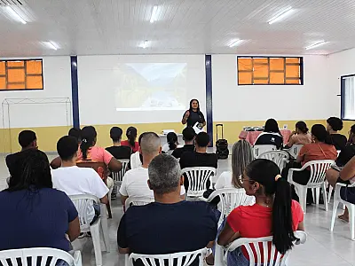 Programa Adolescente Aprendiz começa com 18 jovens no mercado de trabalho
