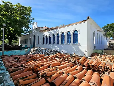 Cazarin busca informações sobre a reforma da escola Pedro Paulo de Medeiros