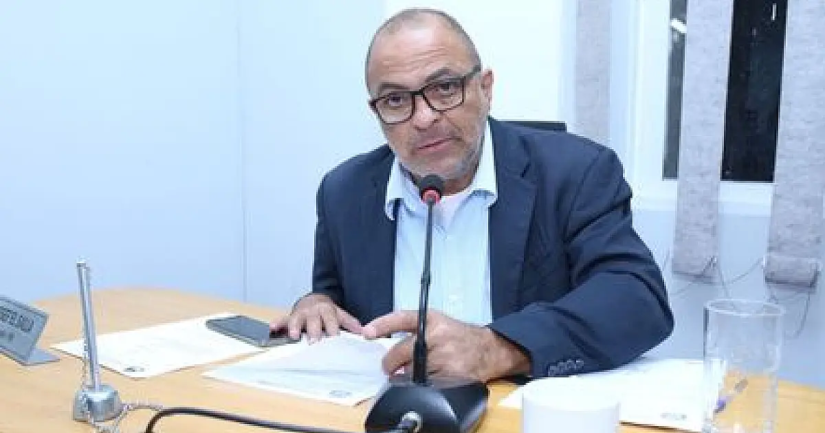 Yussef cobra campanha educativa para tutores recolherem dejetos deixados pelos pets